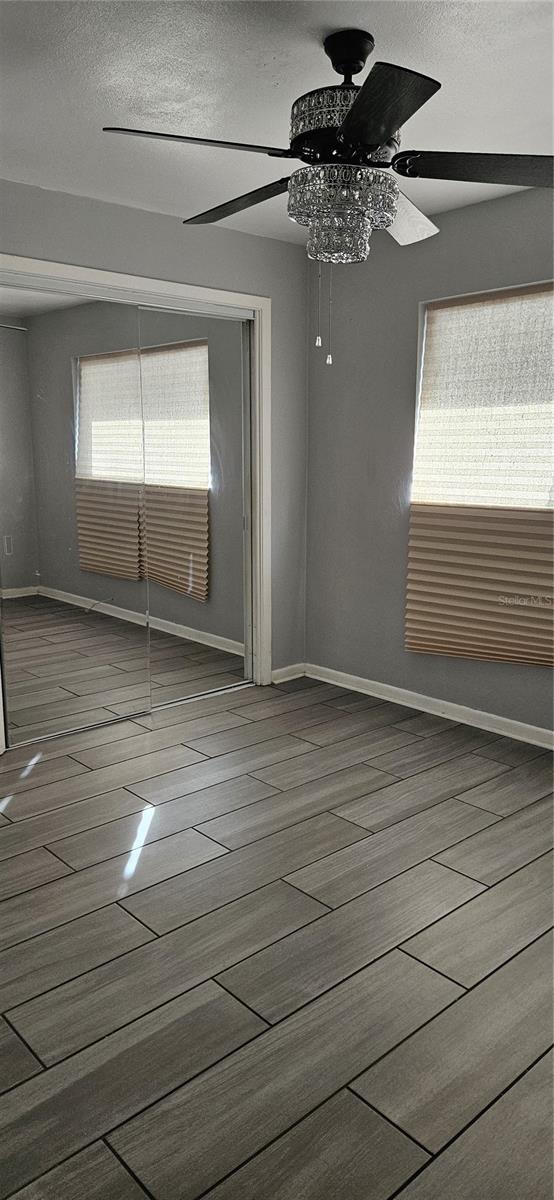 MONTCLAIR LAKE ESTATES - Residential Lease