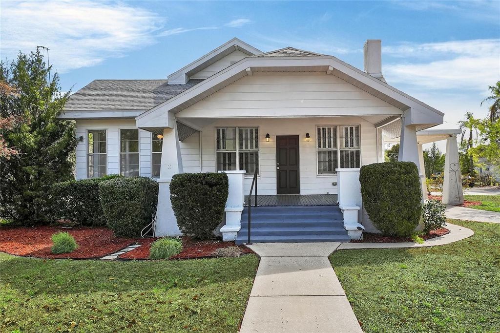 Photo of 1690 Kissengen Avenue, Bartow, FL 33830 (MLS # L4960377)