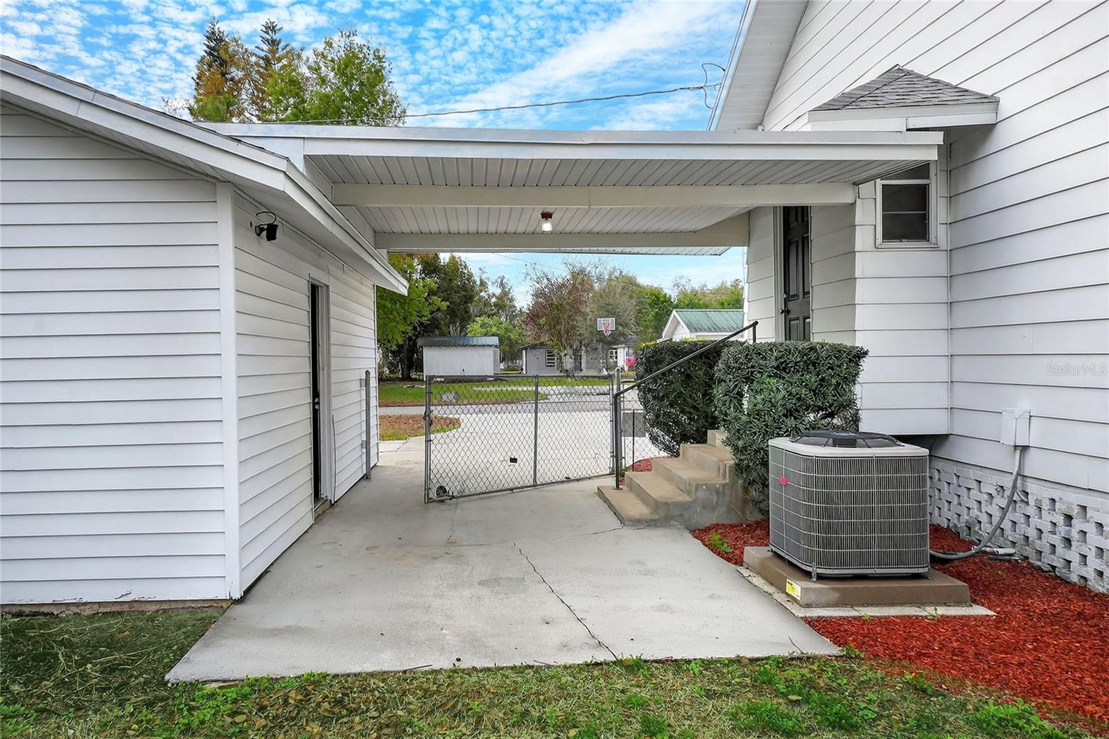 GREEN OAKS ADD - Residential