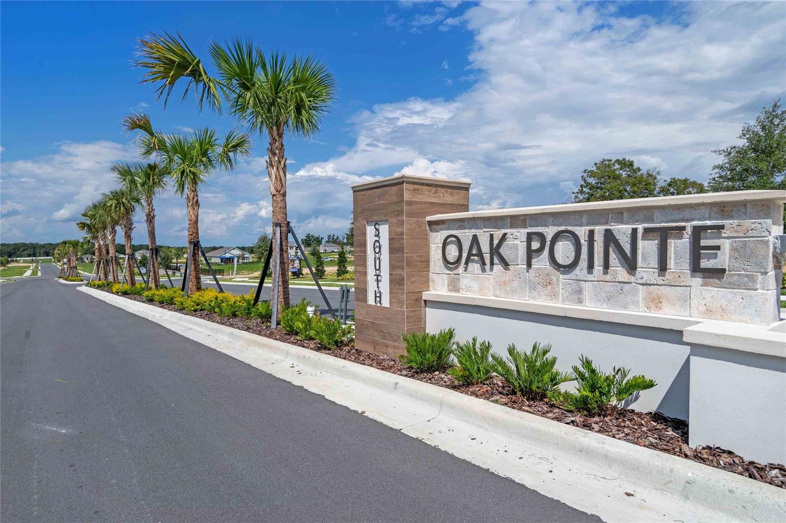 OAK POINTE - Residential