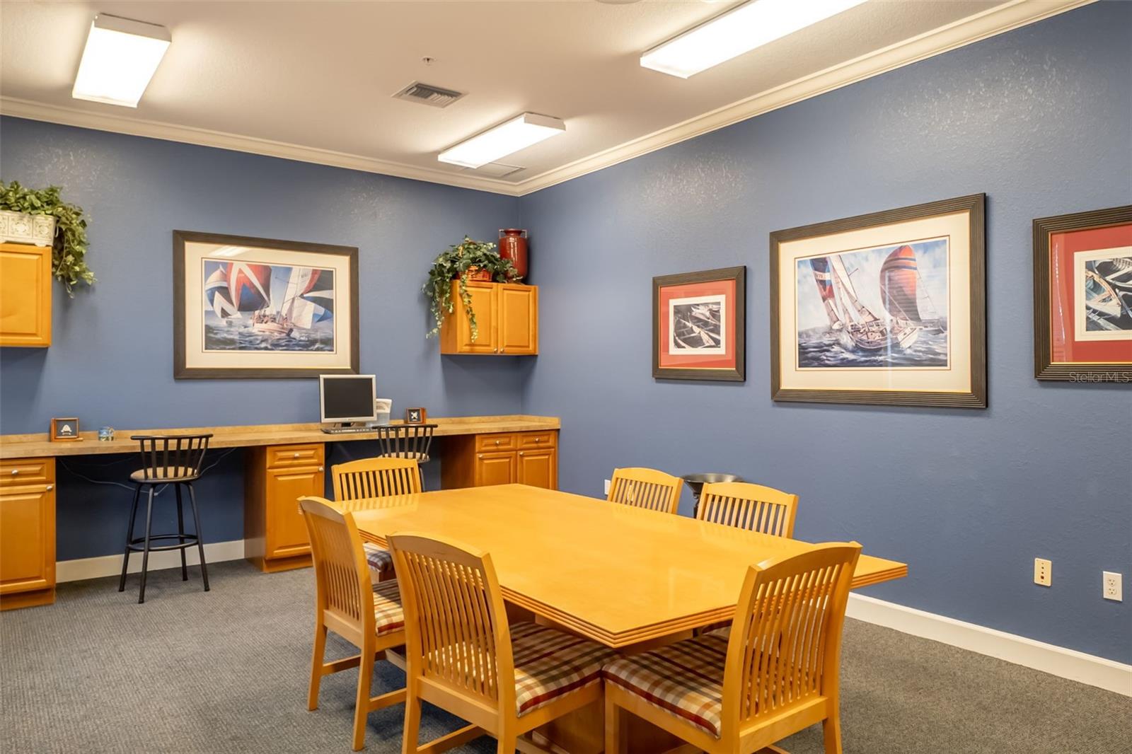 ADMIRALS WALK - Residential