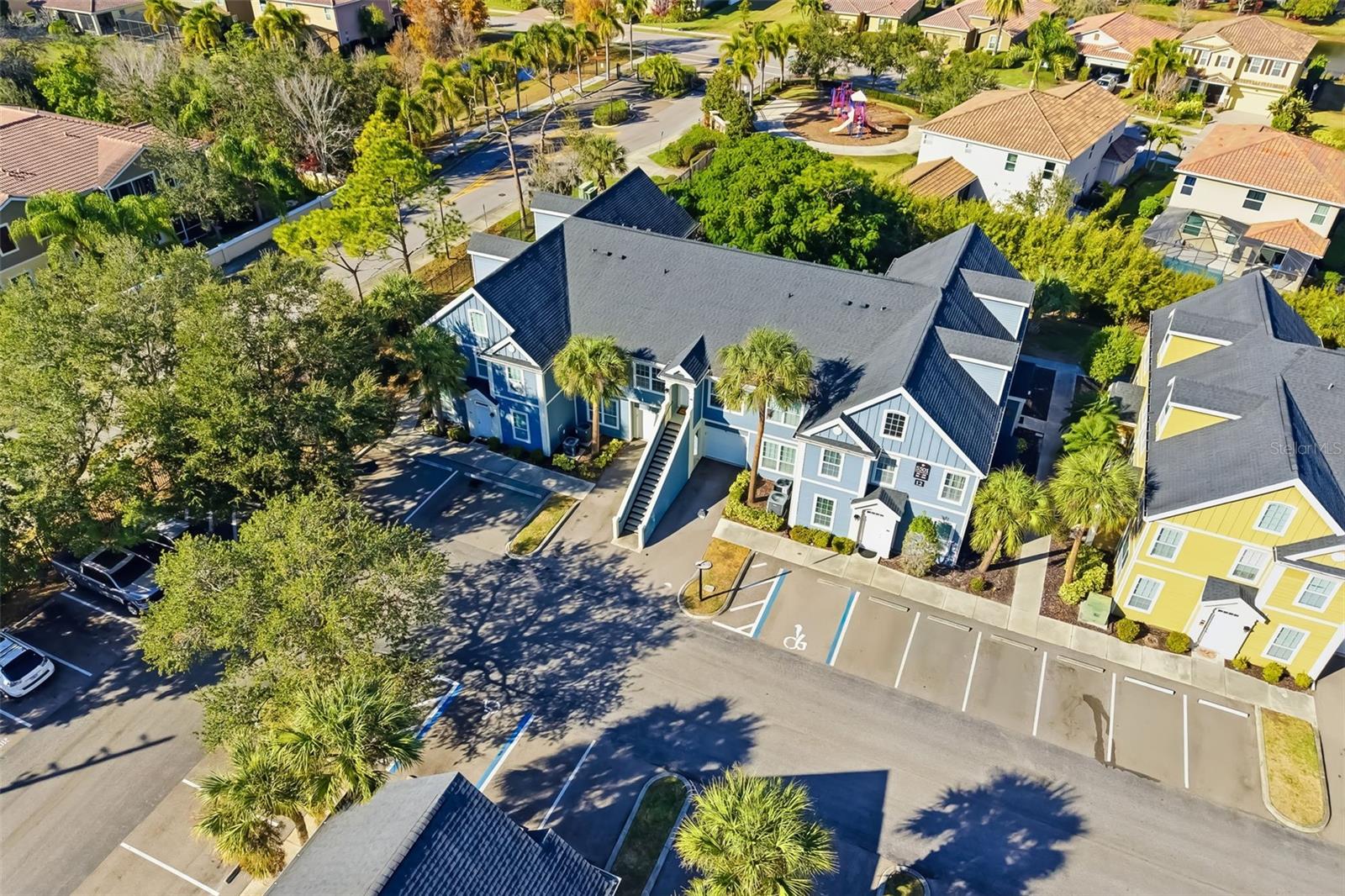 ADMIRALS WALK - Residential