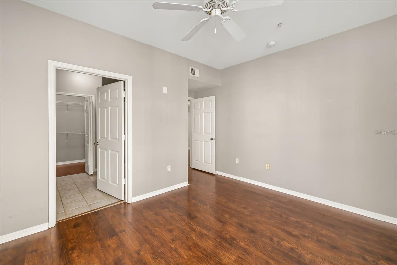 ADMIRALS WALK - Residential