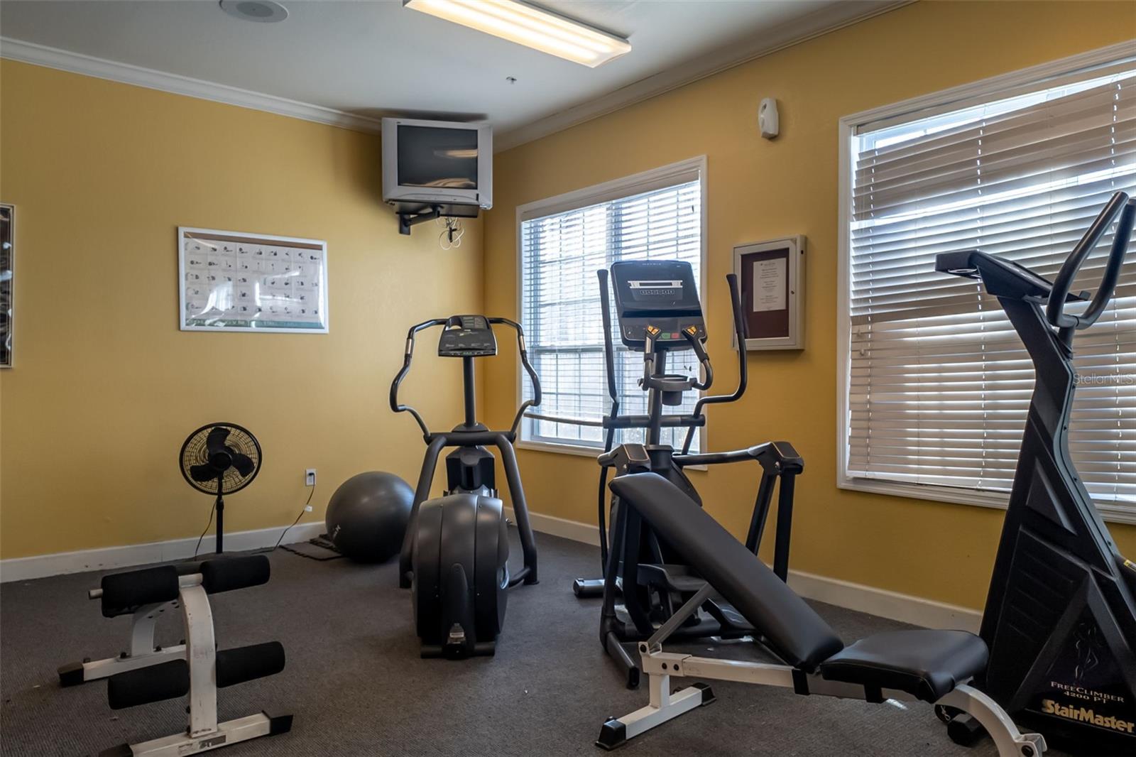 ADMIRALS WALK - Residential