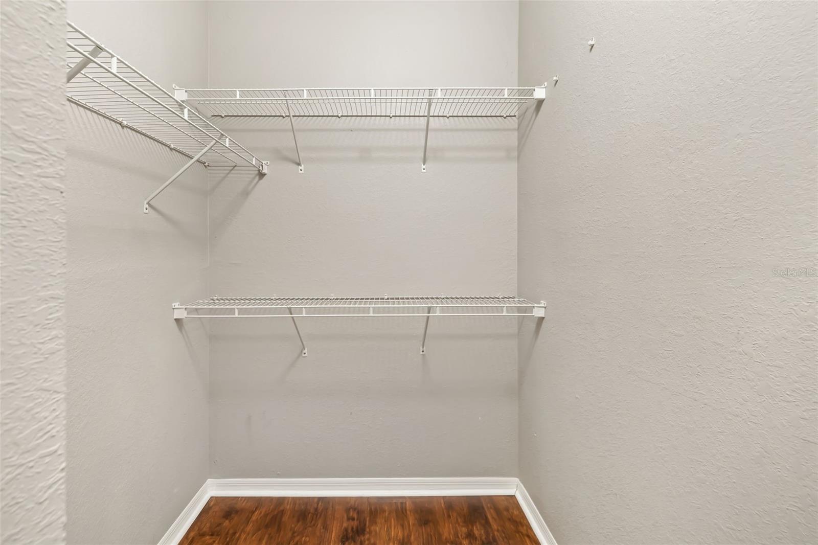 ADMIRALS WALK - Residential