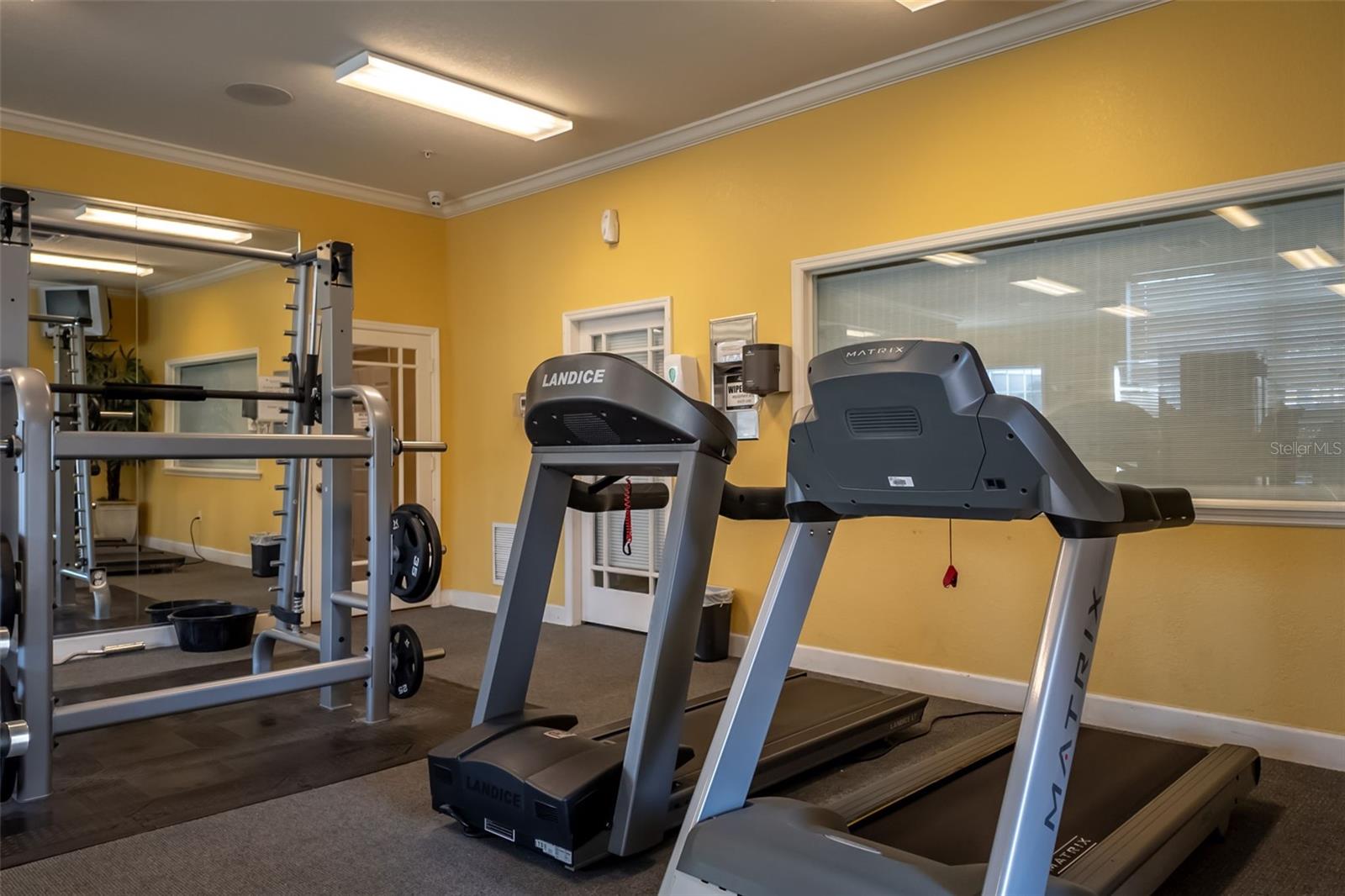 ADMIRALS WALK - Residential