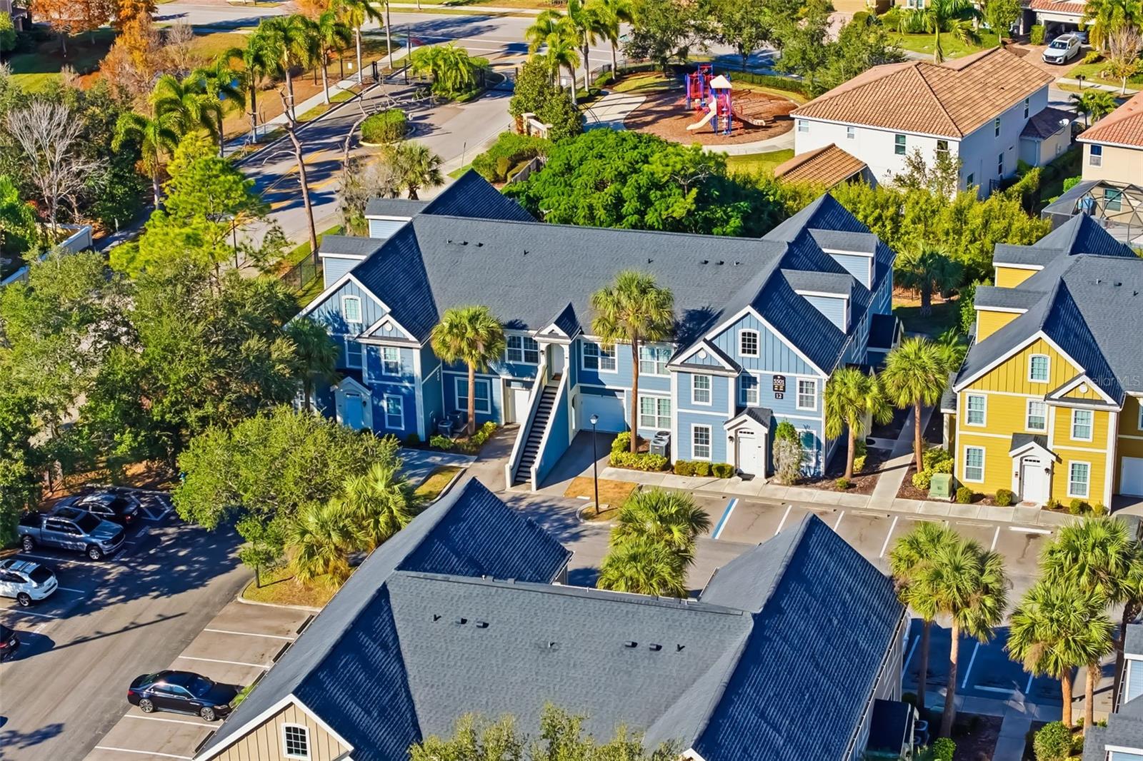 ADMIRALS WALK - Residential