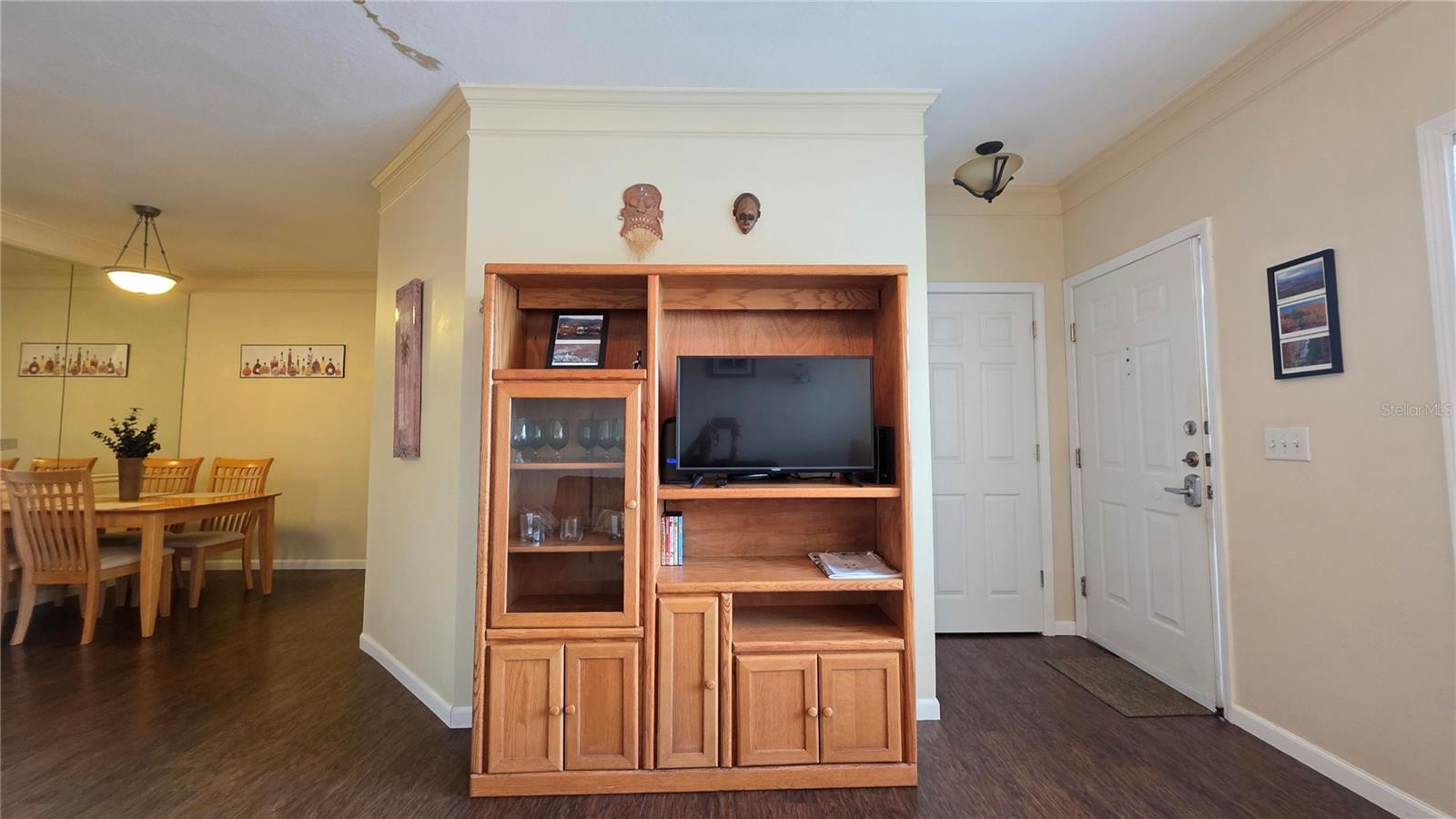 THE PALMS OF CORTEZ - Residential Lease