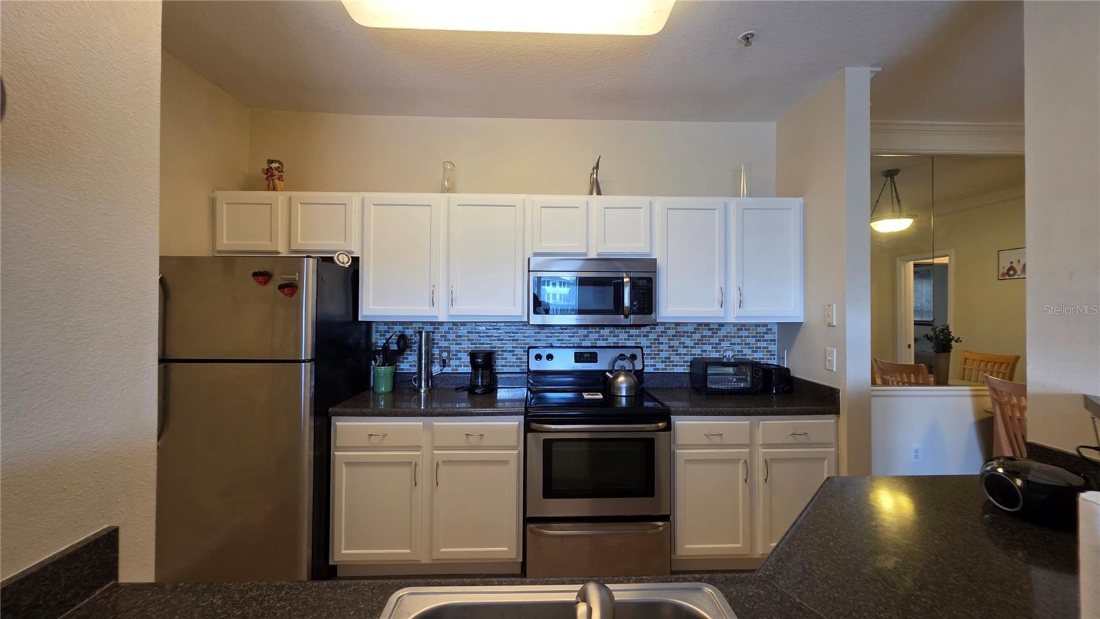 THE PALMS OF CORTEZ - Residential Lease