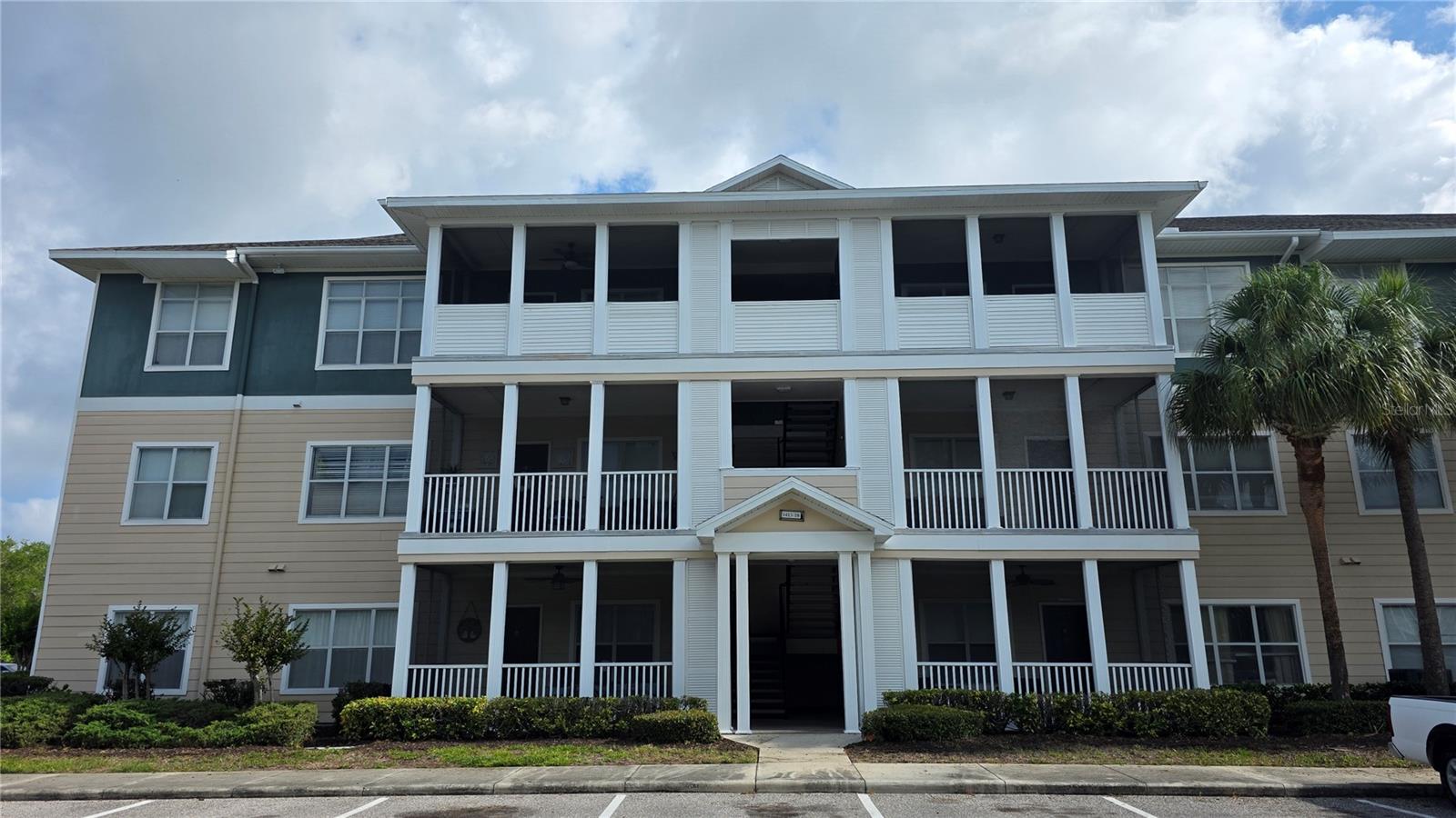 THE PALMS OF CORTEZ - Residential Lease