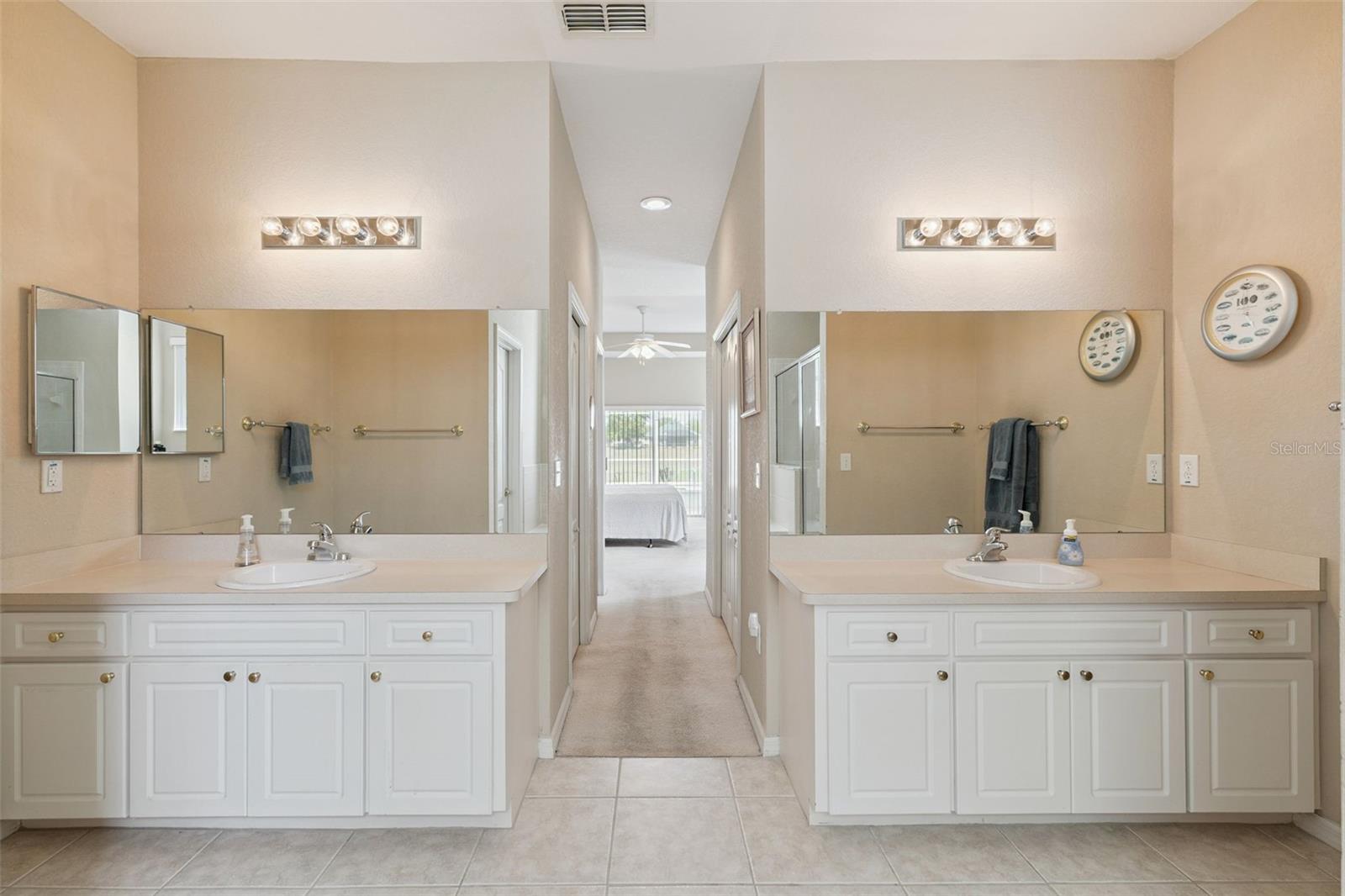 DINNER LAKE SHORES PH 03 - Residential