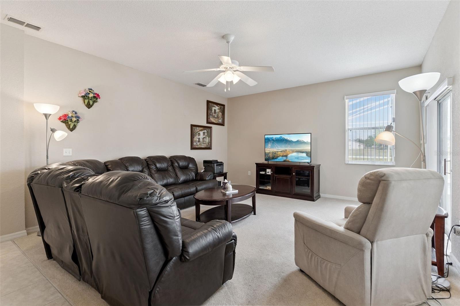 DINNER LAKE SHORES PH 03 - Residential