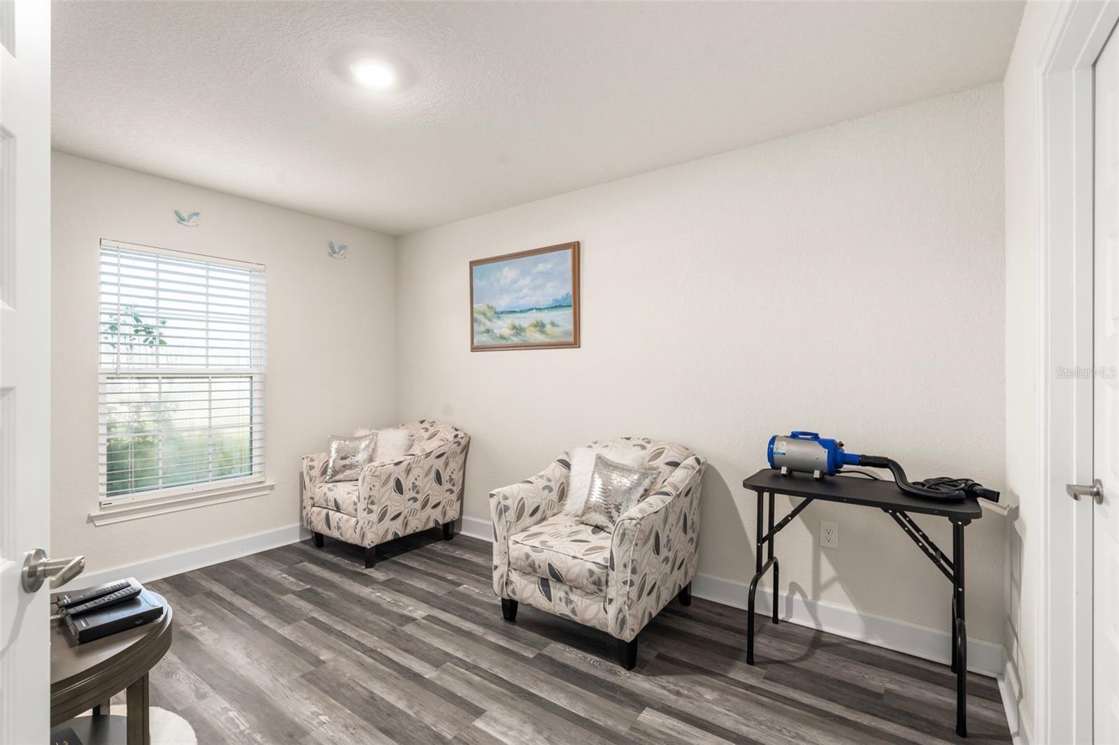 DORCHESTER ESTATES - Residential