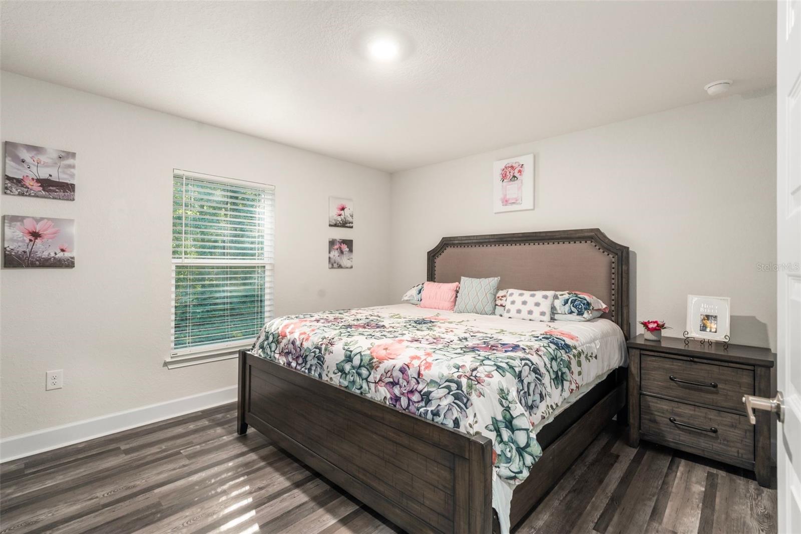 DORCHESTER ESTATES - Residential