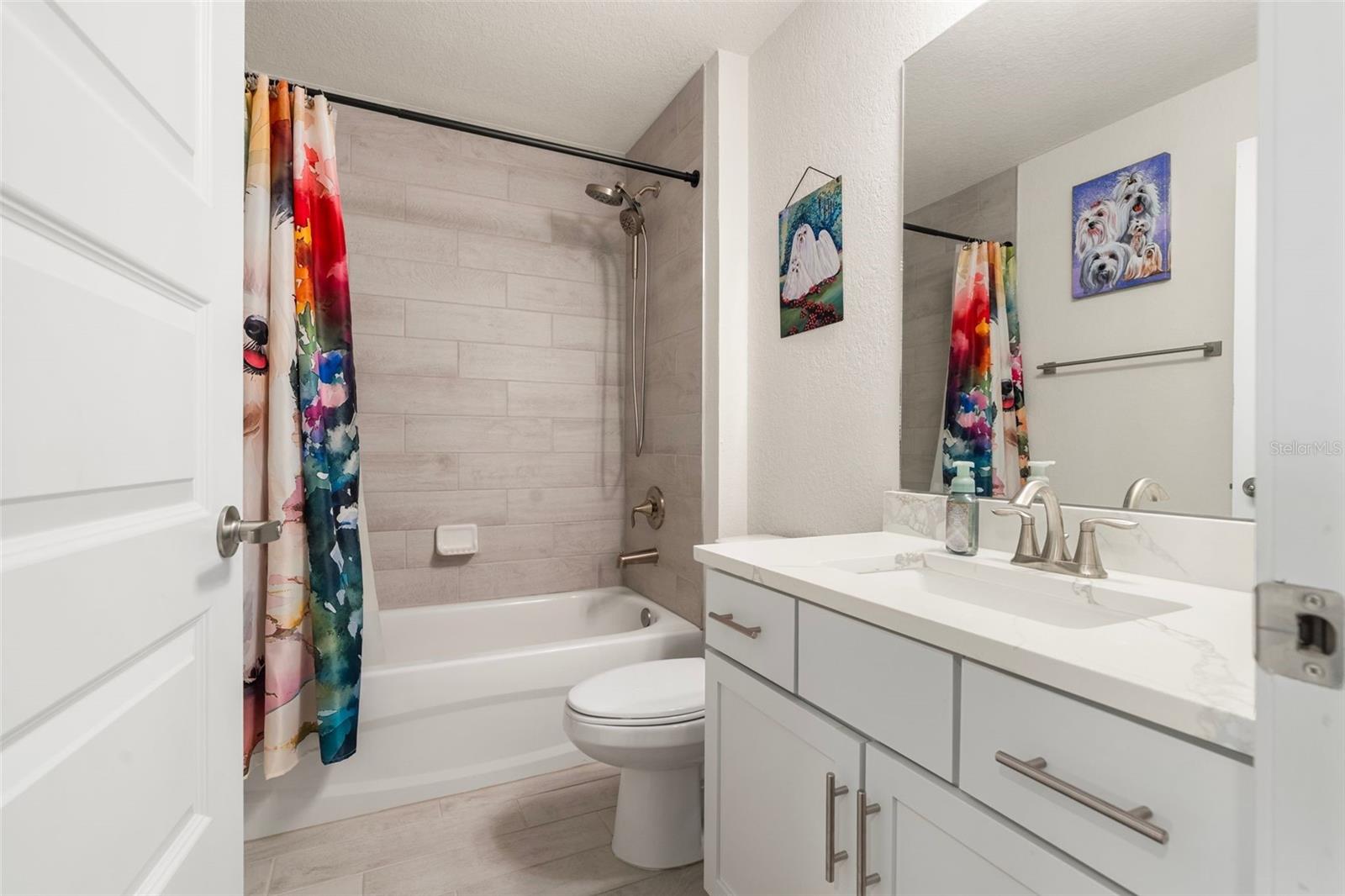 DORCHESTER ESTATES - Residential