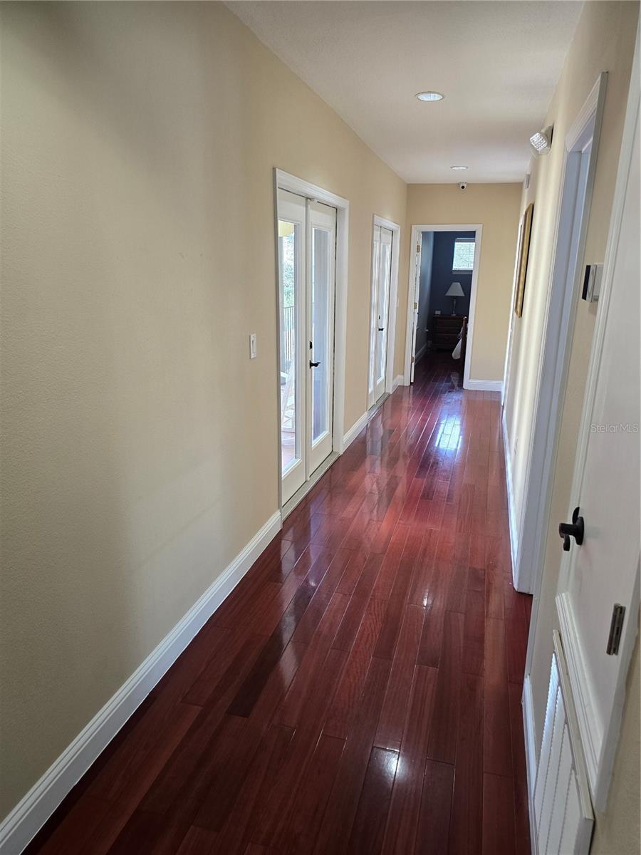 ROBERTS ISLAND 51 17 - Residential