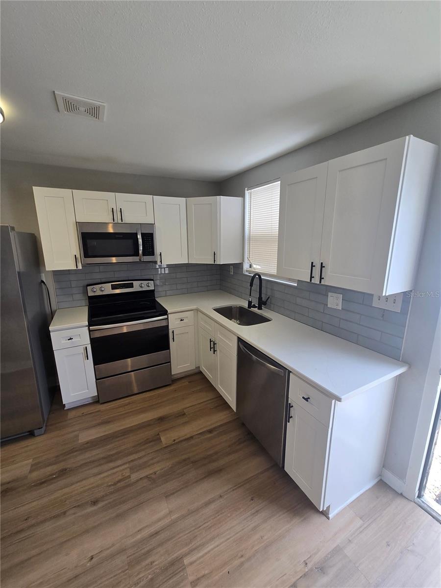 EAST TAMPA BLOCKS 1 TO 40 - Residential Lease