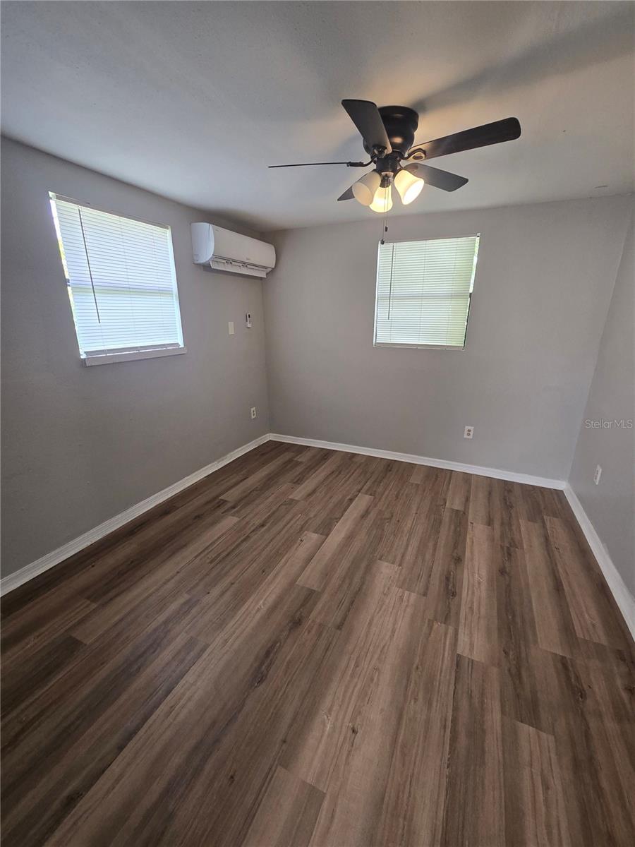 EAST TAMPA BLOCKS 1 TO 40 - Residential Lease