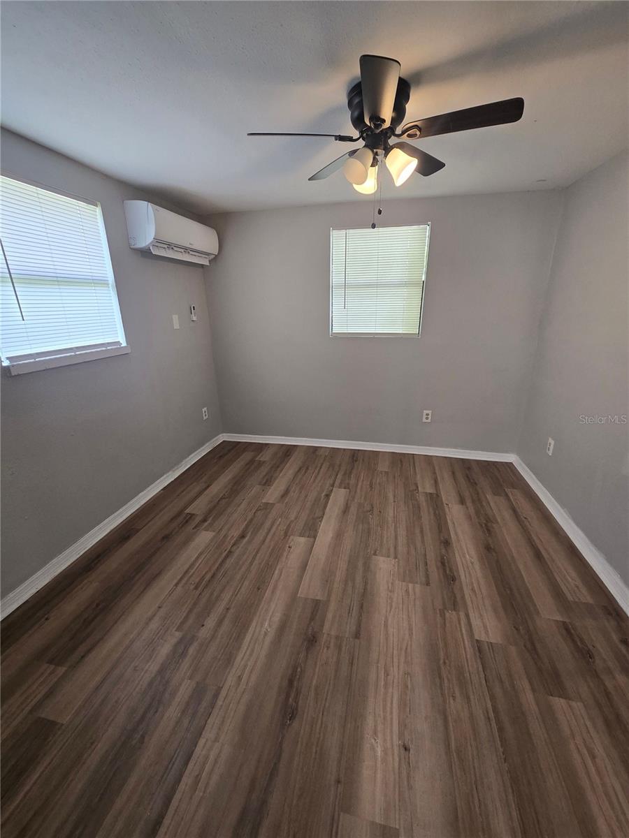 EAST TAMPA BLOCKS 1 TO 40 - Residential Lease