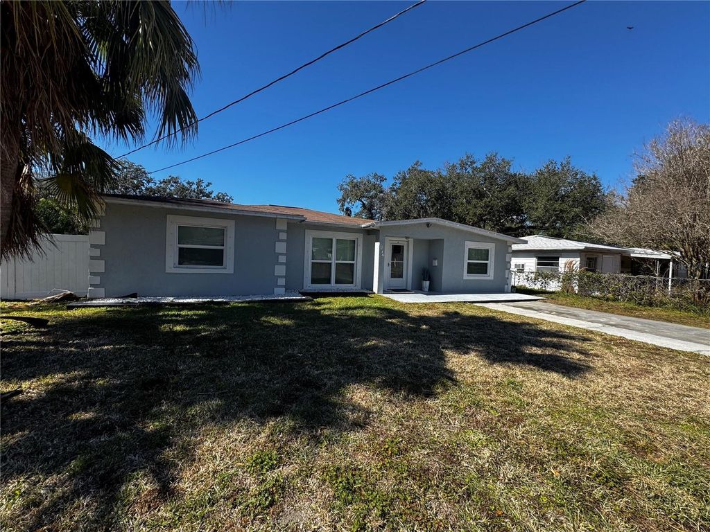 Photo of 6914 N Ola Avenue, Tampa, FL 33604 (MLS # TB8483158)