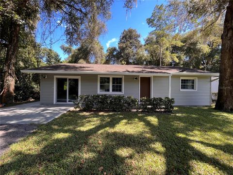 Photo of 1635 N Florida Avenue, Hernando, FL 34442 (MLS # TB8352479) Photo of 1635 N Florida Avenue, Hernando, FL 34442 (MLS # TB8352479)