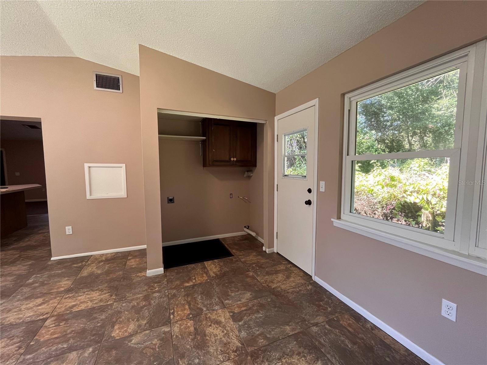 KELLERS SUB - Residential