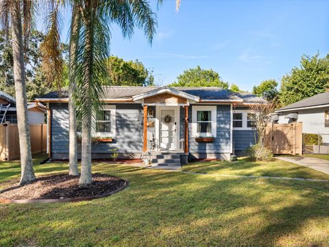Photo of 1010 N Forest Avenue, Orlando, FL 32803 (MLS # O6361953)