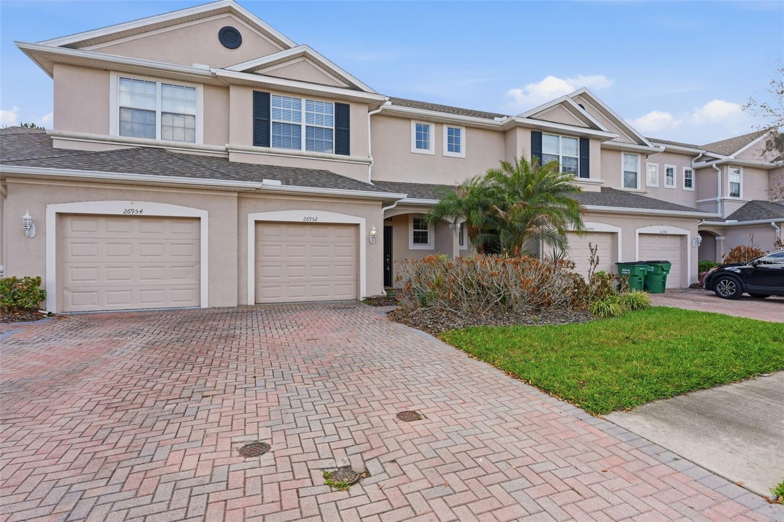 SEVEN OAKS - Residential