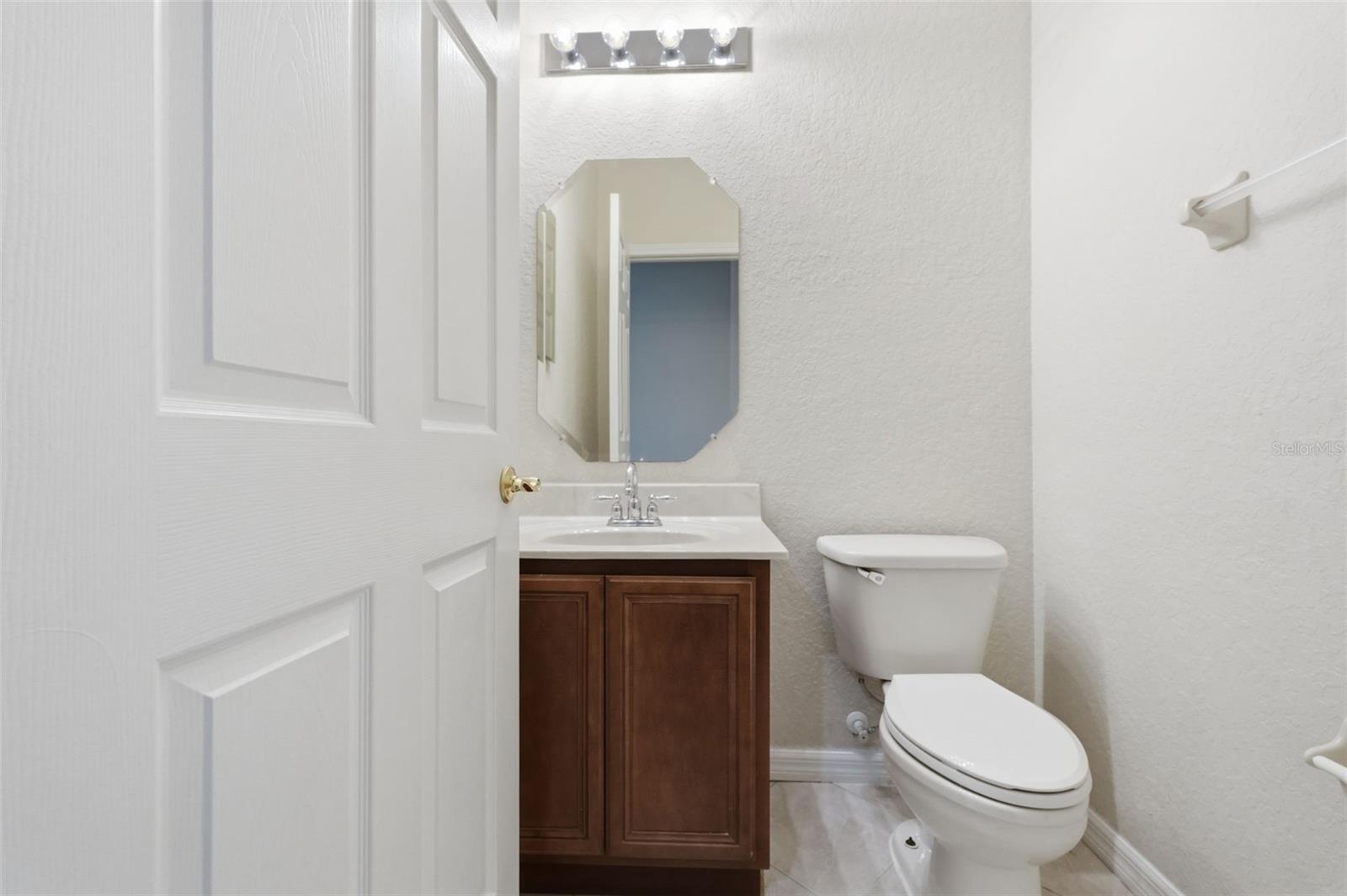 SEVEN OAKS - Residential