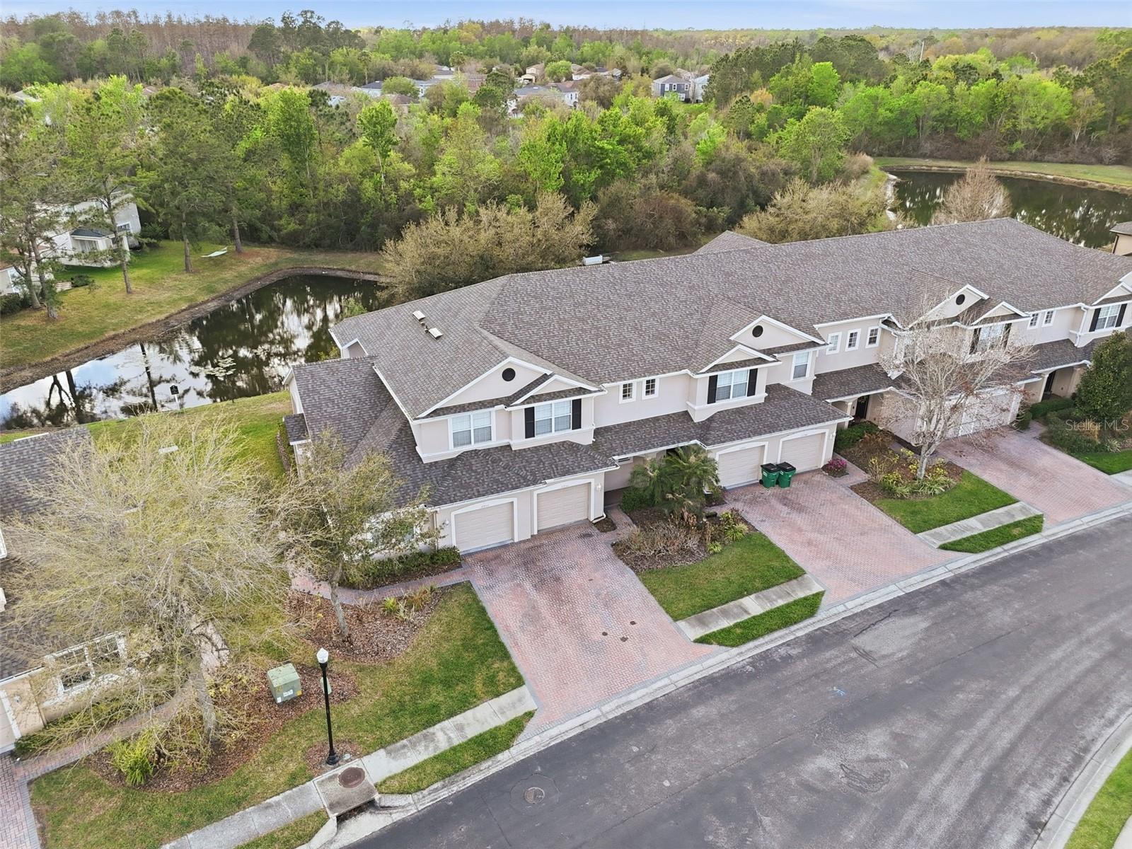 SEVEN OAKS - Residential