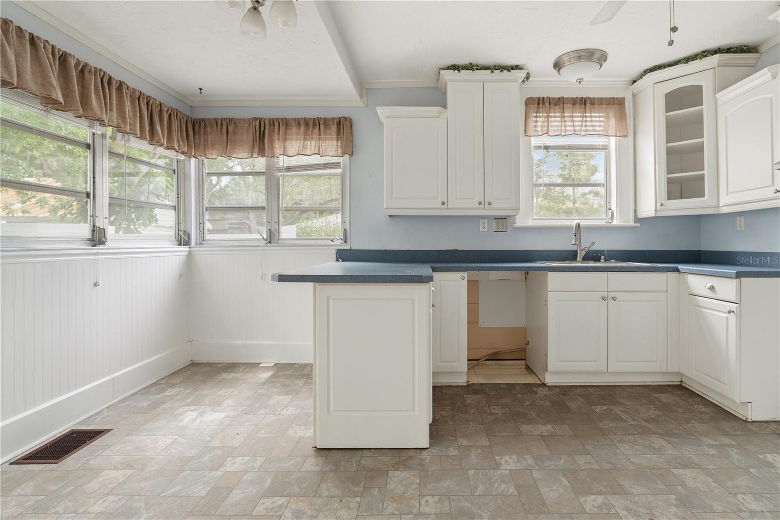 CORNWELL HORTON ADD - Residential