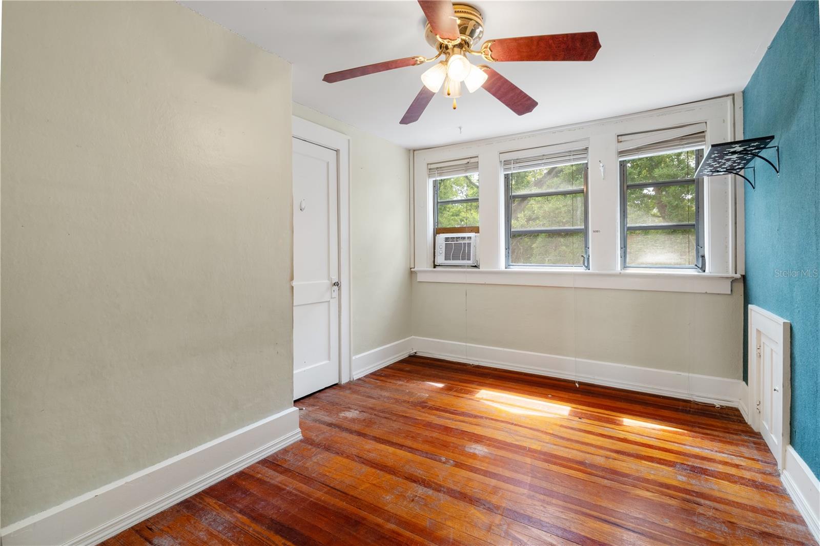 CORNWELL HORTON ADD - Residential