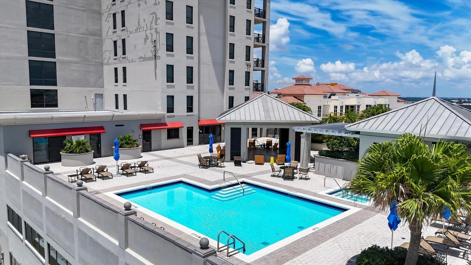 PLAZA @ FIVE POINTS - Residential