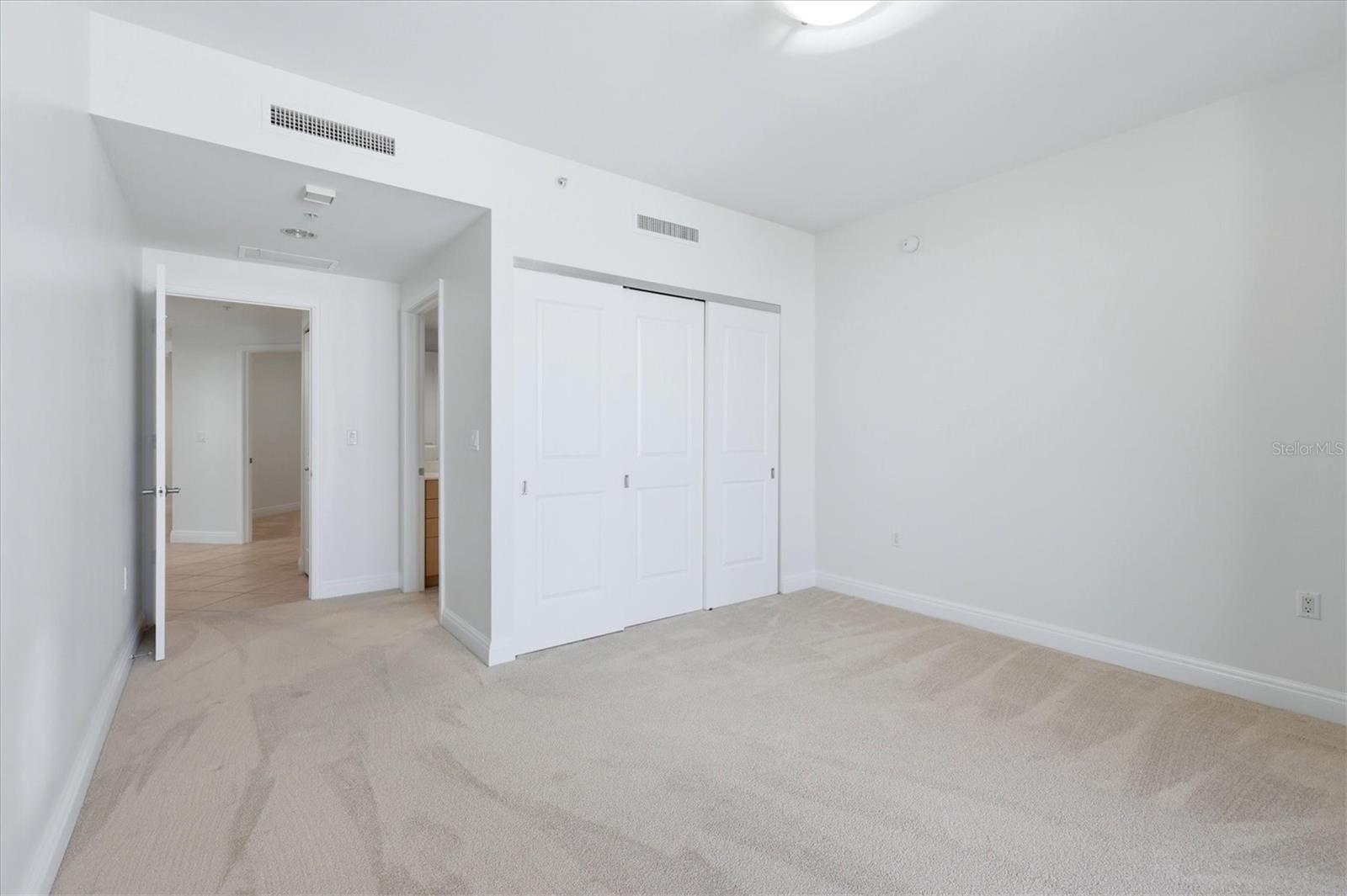 PLAZA @ FIVE POINTS - Residential