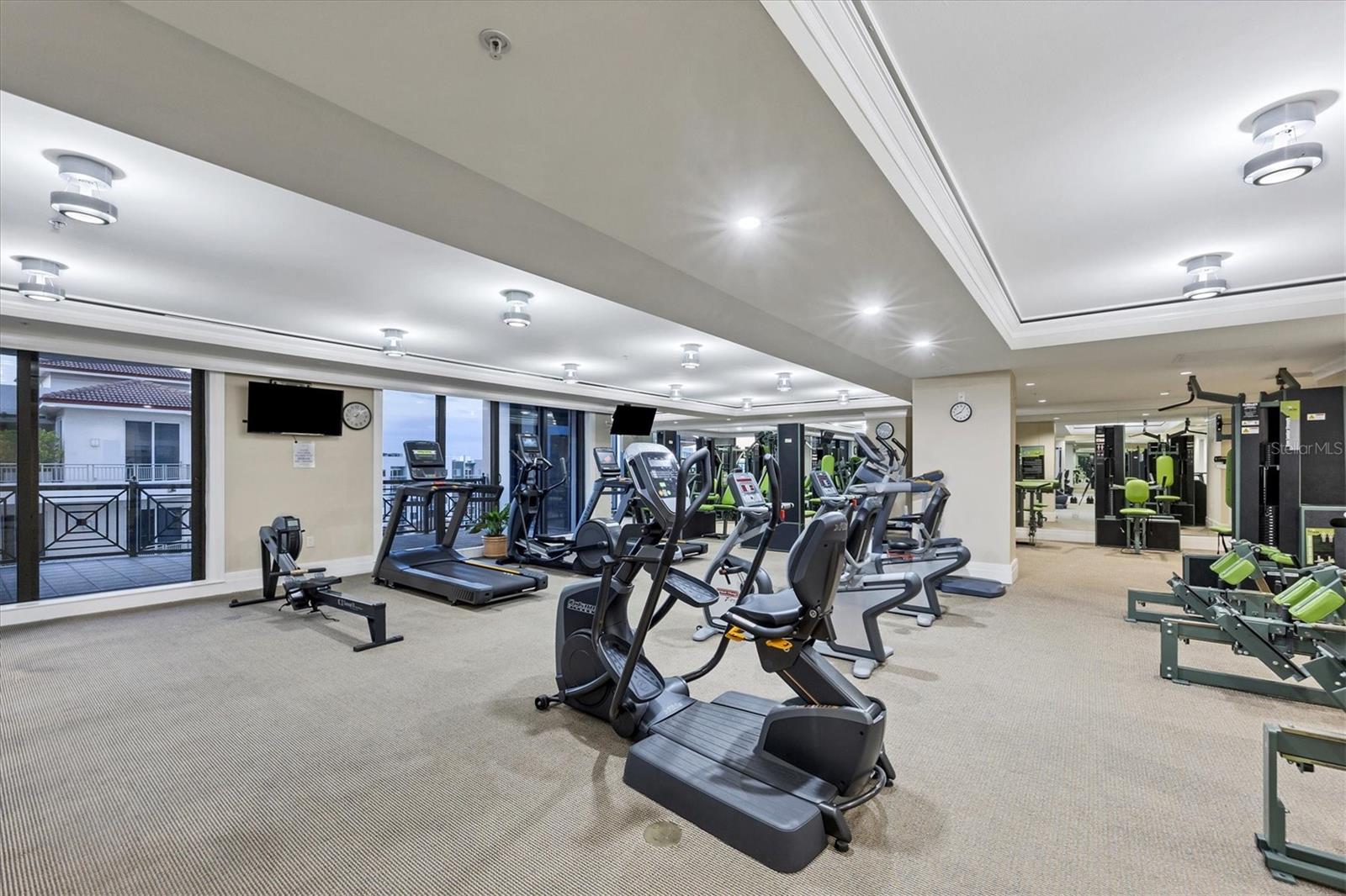 PLAZA @ FIVE POINTS - Residential