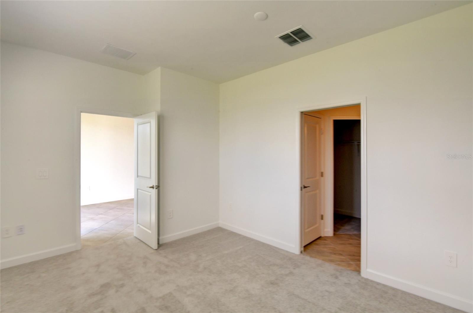 LORRAINE LAKES PH I - Residential Lease