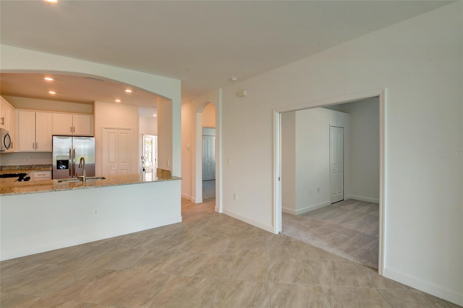 LORRAINE LAKES PH I - Residential Lease