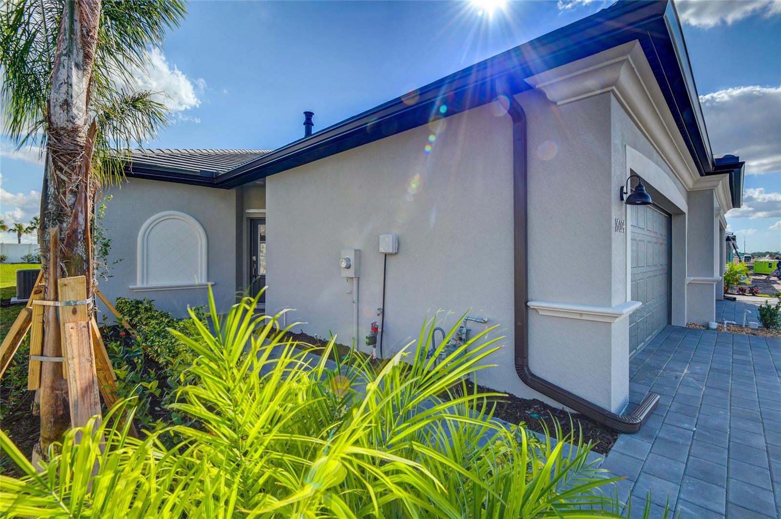 LORRAINE LAKES PH I - Residential Lease