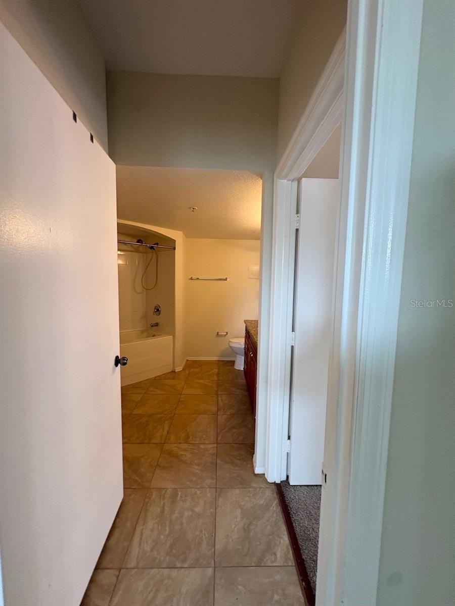 NOTTING HILL A CONDO - Residential