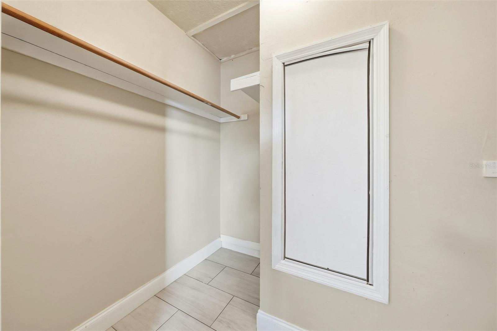 PINE HARBOUR SUB - Residential Lease