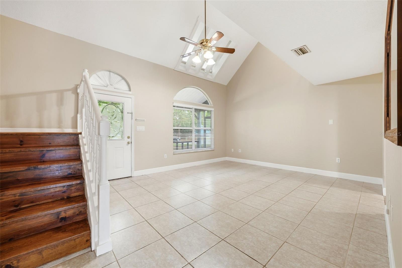 PINE HARBOUR SUB - Residential Lease