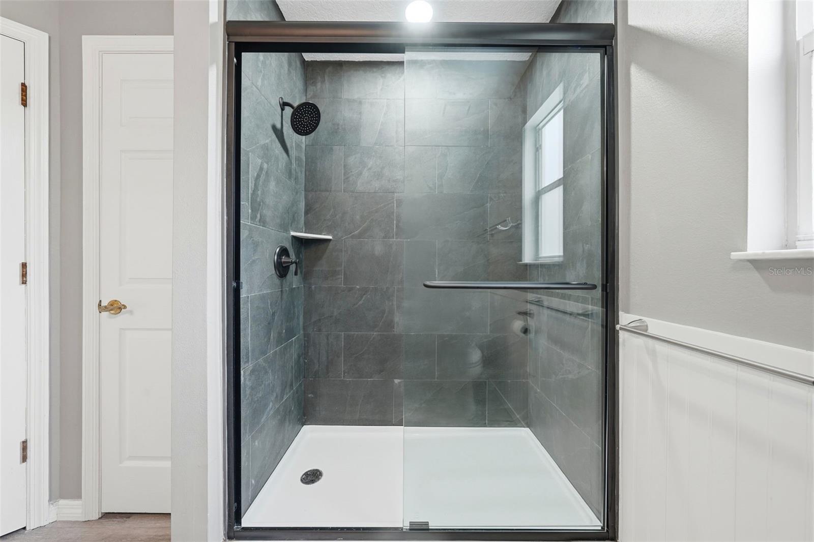 PINE HARBOUR SUB - Residential Lease