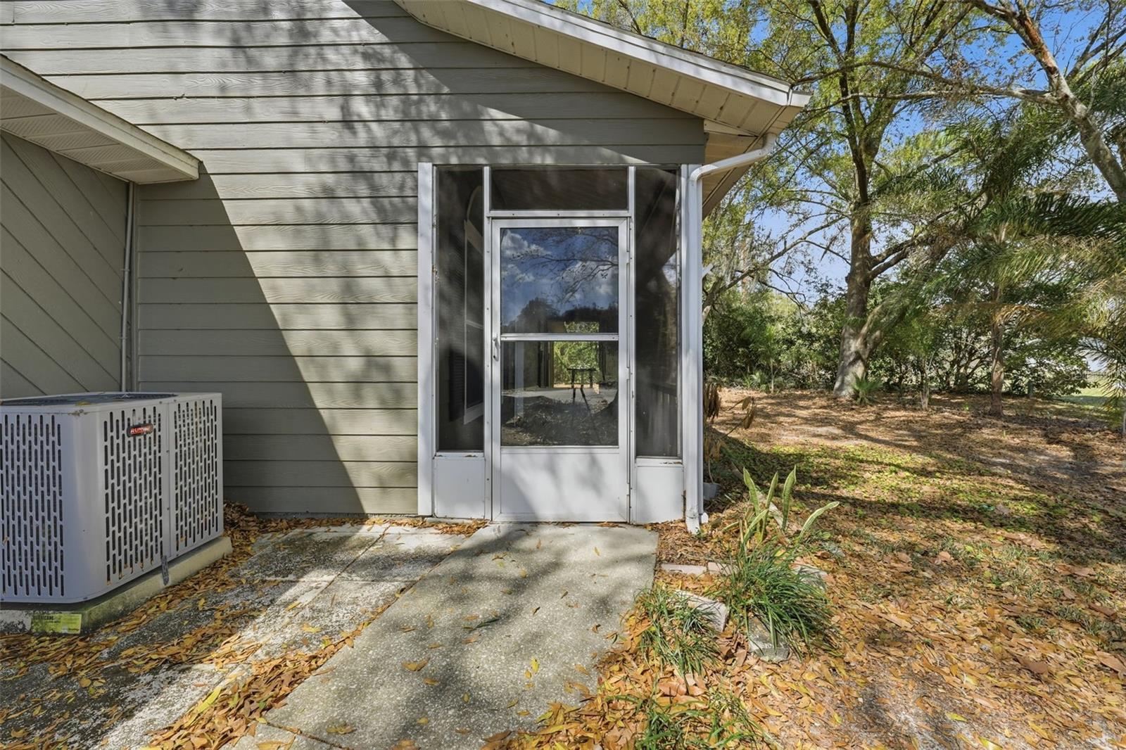 PINE HARBOUR SUB - Residential Lease