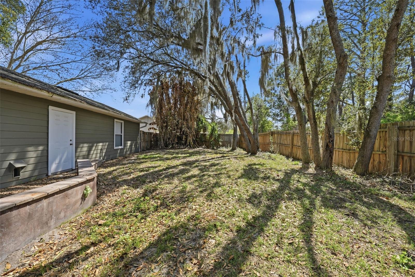 PINE HARBOUR SUB - Residential Lease