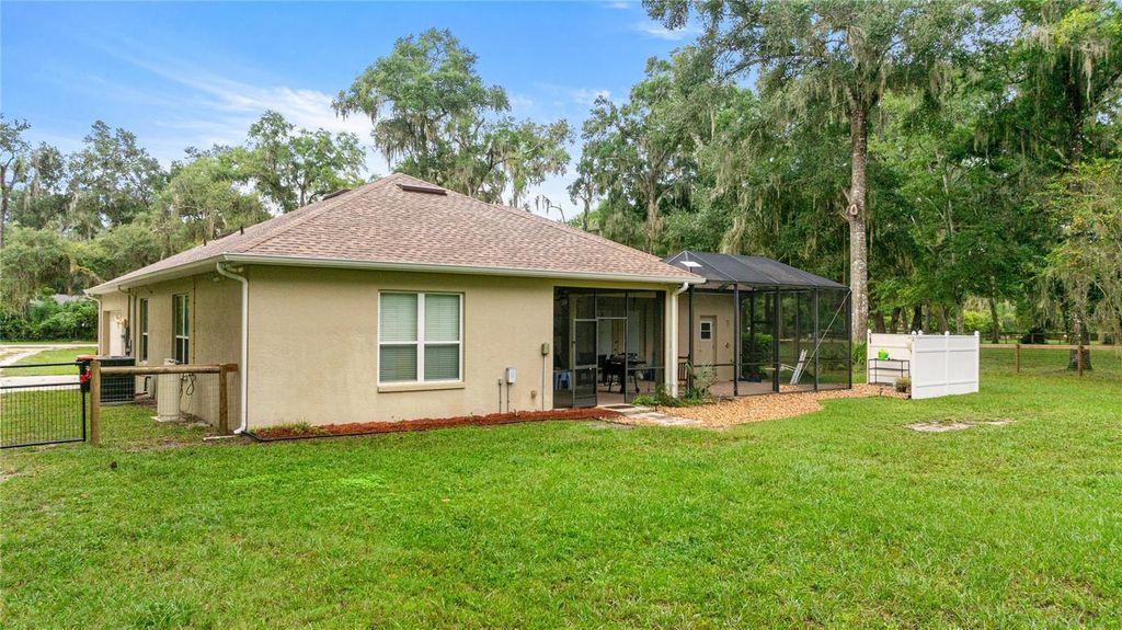 Photo of 4275 NE 138th Place, Anthony, FL 32617 (MLS # OM711060)