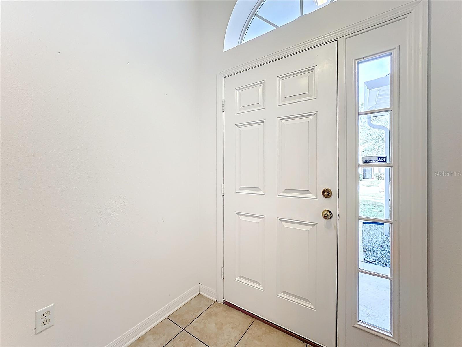 2406 TEALWOOD CIRCLE