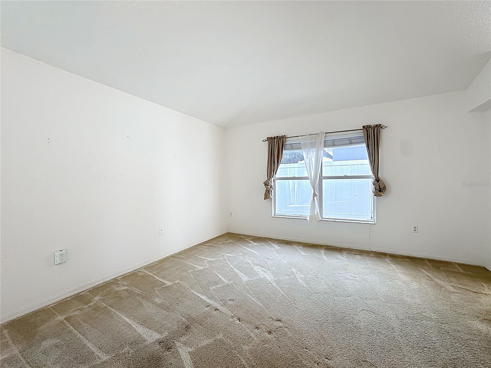 TAVARES FOXBOROUGH - Residential