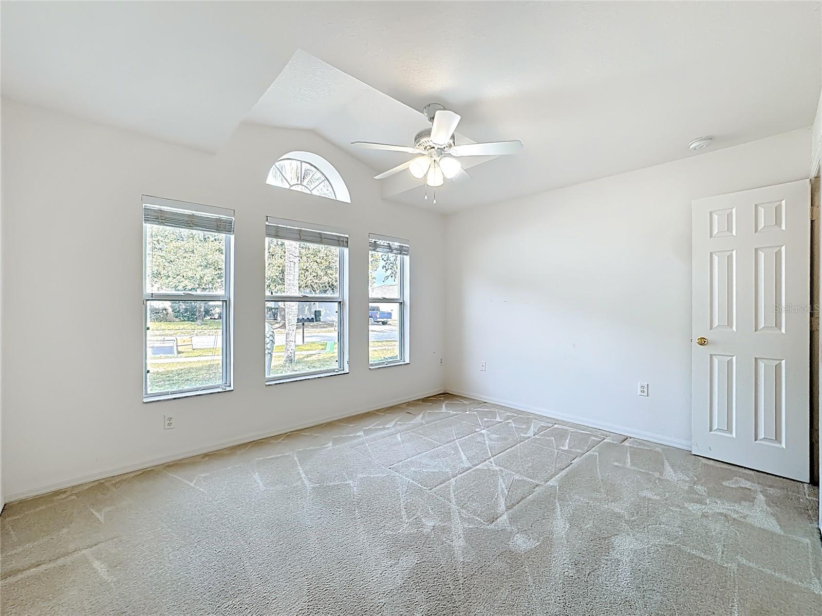 TAVARES FOXBOROUGH - Residential