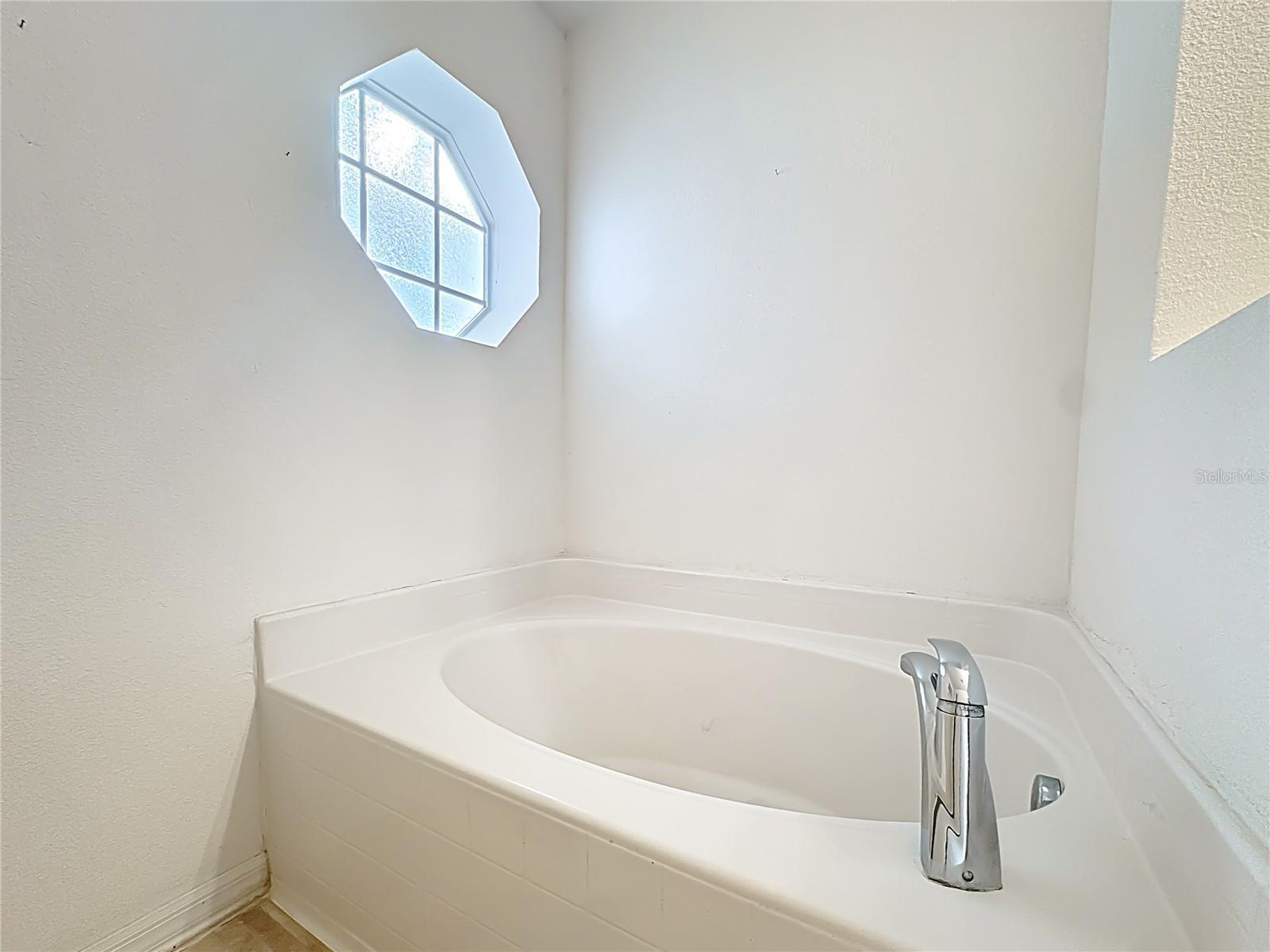 TAVARES FOXBOROUGH - Residential