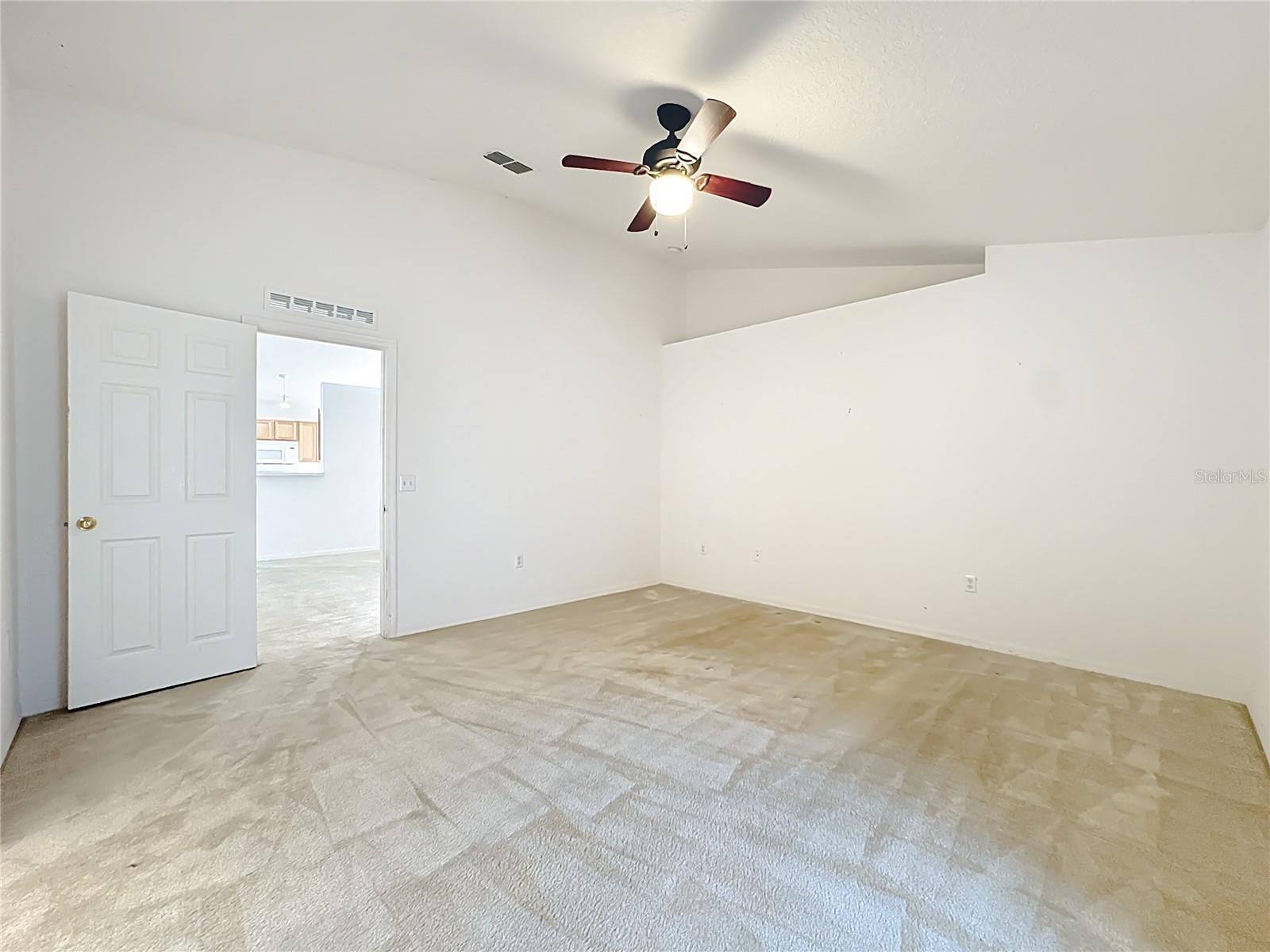 TAVARES FOXBOROUGH - Residential